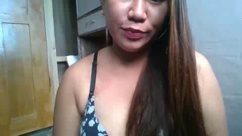 Snapshot of bhubbles chatting on February 17, 2026, 2:08 am bhubbles online show from February 17, 2026, 2:08 am