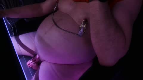Snapshot of bi_chubby_sub61 chatting on April 12, 2026, 5:12 am Redmoon online show from April 12, 2026, 5:12 am