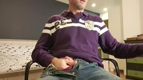 My name is David and if you like public exhibitions you wont be disappointed with me LoL - My favorite vibes is 44  online show from January 5, 2025, 6:24 pm