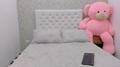 Snapshot of bianca_1035 chatting on February 20, 2025, 10:48 pm Bian  online show from February 20, 2025, 10:48 pm