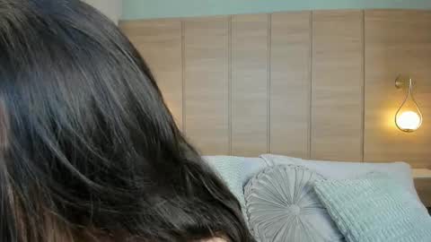 Snapshot of bianca_1035 chatting on September 10, 2025, 3:28 am Bian  online show from September 10, 2025, 3:28 am