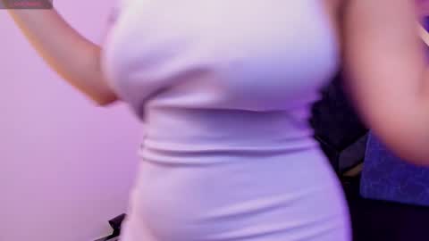 bianca_vega_ online show from February 15, 2026, 4:03 pm