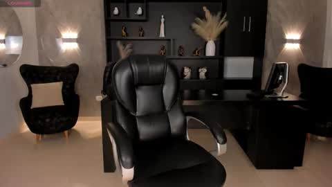 Bianca Pierce online show from September 10, 2025, 11:54 am