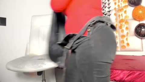 bibiana_js_ online show from October 8, 2025, 11:41 am