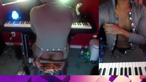 BicepsandFrot online show from January 13, 2026, 3:56 am