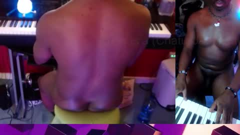 BicepsandFrot online show from February 15, 2026, 7:51 am