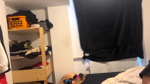 UncleUnsure online show from February 9, 2025, 2:50 pm