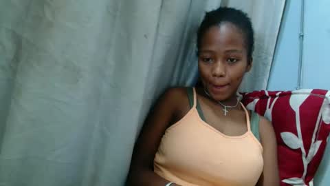 bienvenue987832 online show from April 8, 2026, 6:46 am