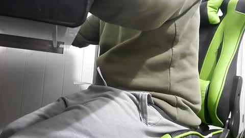 Snapshot of big_balls_big_load chatting on September 16, 2025, 1:01 pm big_balls_big_load online show from September 16, 2025, 1:01 pm