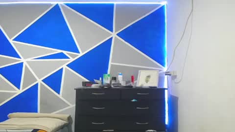 big_black11 online show from March 1, 2025, 4:33 pm