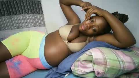 Snapshot of bigass001_ chatting on December 11, 2024, 2:54 pm bigass001_ online show from December 11, 2024, 2:54 pm