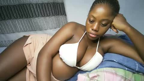 Snapshot of bigass001_ chatting on December 13, 2024, 8:58 pm bigass001_ online show from December 13, 2024, 8:58 pm