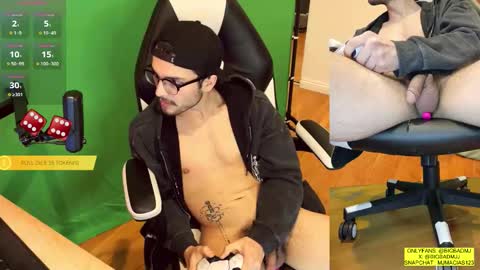 Asta online show from December 4, 2025, 5:06 am