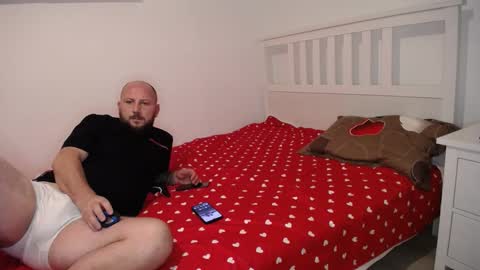 bigballs2403 online show from December 17, 2024, 7:15 pm