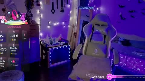 bigbearandbunny online show from September 15, 2025, 10:43 pm