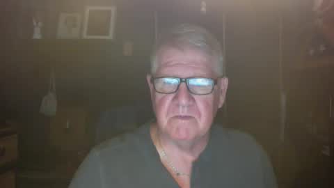 Snapshot of bigbeerdrinker1 chatting on November 5, 2025, 5:40 am bigbeerdrinker online show from November 5, 2025, 5:40 am