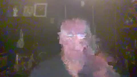 Snapshot of bigbeerdrinker1 chatting on November 16, 2025, 4:01 pm bigbeerdrinker online show from November 16, 2025, 4:01 pm