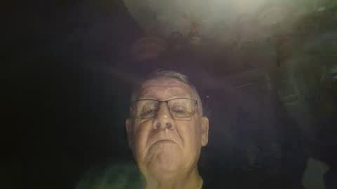 Snapshot of bigbeerdrinker1 chatting on November 29, 2025, 12:57 am bigbeerdrinker online show from November 29, 2025, 12:57 am