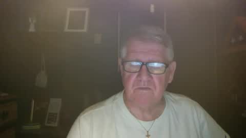 Snapshot of bigbeerdrinker1 chatting on December 20, 2025, 6:09 am bigbeerdrinker online show from December 20, 2025, 6:09 am