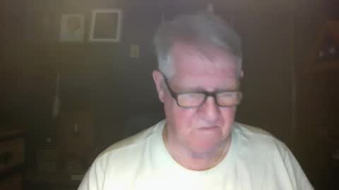 Snapshot of bigbeerdrinker1 chatting on January 10, 2026, 4:47 am bigbeerdrinker online show from January 10, 2026, 4:47 am