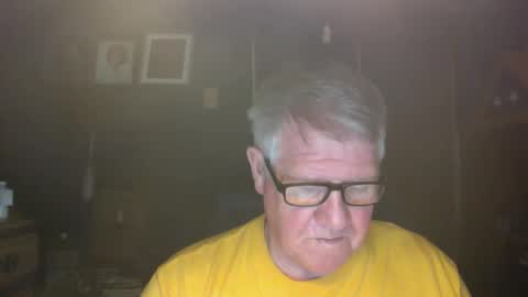 Snapshot of bigbeerdrinker1 chatting on January 19, 2026, 5:33 am bigbeerdrinker online show from January 19, 2026, 5:33 am