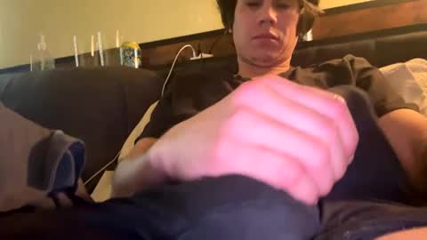 bigben281330 online show from December 18, 2024, 5:31 pm