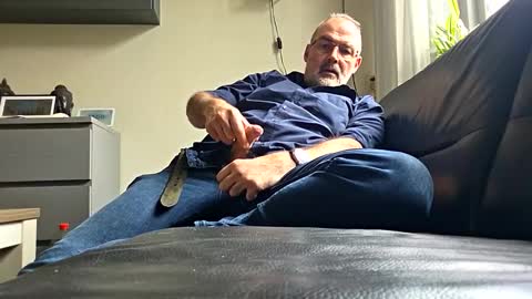 bigbibear88 online show from April 3, 2026, 12:58 pm