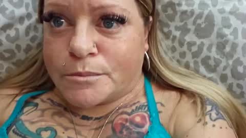 Tiffany online show from January 5, 2025, 5:51 pm