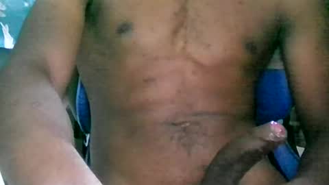 Snapshot of bigblunt507 chatting on October 28, 2025, 7:05 pm bigblunt507 online show from October 28, 2025, 7:05 pm