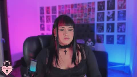 bigboobs cloe online show from November 4, 2025, 4:11 am