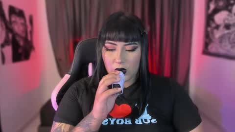 Snapshot of bigboobs_cloe chatting on February 11, 2026, 4:17 am bigboobs cloe online show from February 11, 2026, 4:17 am