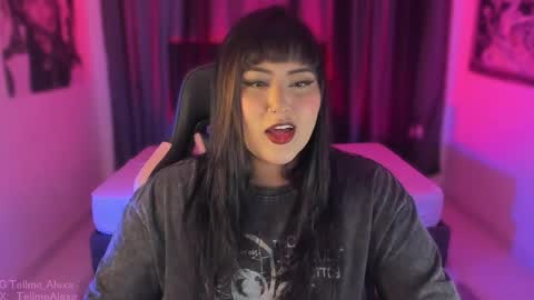 bigboobs cloe online show from March 16, 2026, 2:50 am