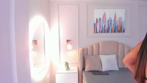   online show from February 21, 2025, 10:17 am