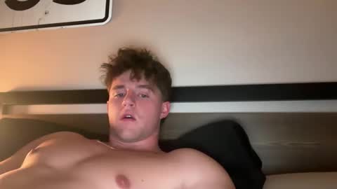 Snapshot of bigbootyburger1 chatting on February 28, 2026, 10:00 pm bigbootyburger1 online show from February 28, 2026, 10:00 pm