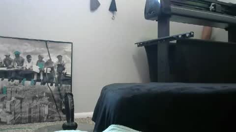 bigboybigbutt69 online show from November 29, 2025, 8:23 pm