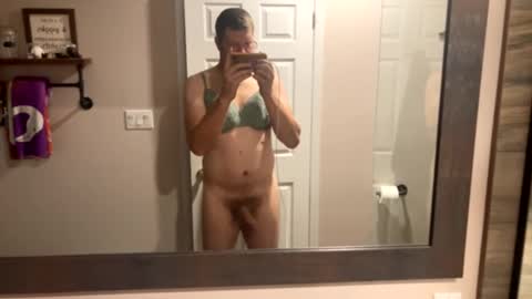 Snapshot of bigcam3cummins chatting on December 14, 2024, 2:23 am bigcam3cummins online show from December 14, 2024, 2:23 am