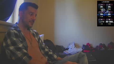 Jon - Im Straight online show from October 6, 2025, 2:14 pm