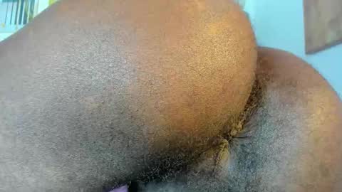 sexy muscle online show from January 9, 2026, 3:31 am