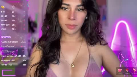 queen amanda online show from October 13, 2025, 2:28 pm