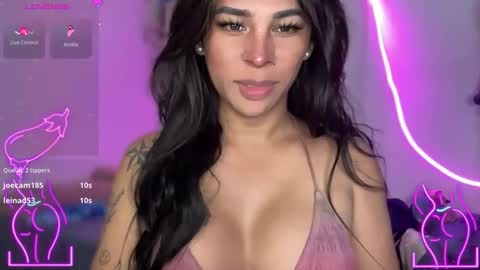 queen amanda online show from December 22, 2025, 4:09 am