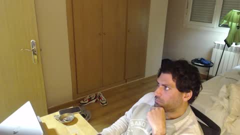 bigcok35spain online show from February 9, 2025, 6:26 pm