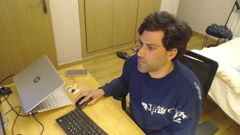 bigcok35spain online show from February 13, 2025, 6:27 pm