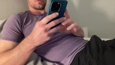 bigcollegecock69690 online show from January 29, 2025, 1:16 am