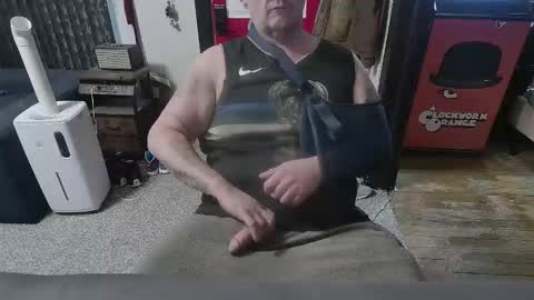 Snapshot of bigdbrillion chatting on January 13, 2026, 1:49 pm Darryl online show from January 13, 2026, 1:49 pm