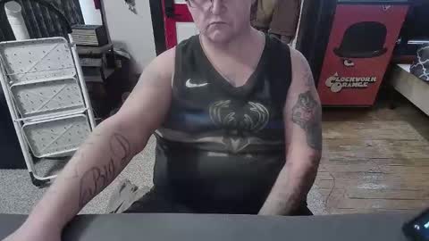 Snapshot of bigdbrillion chatting on February 6, 2026, 3:37 pm Darryl online show from February 6, 2026, 3:37 pm