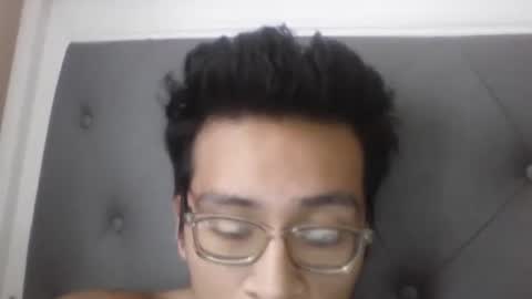 JOJO online show from November 24, 2025, 5:01 pm