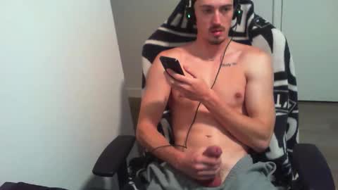 Snapshot of bigdog_112 chatting on December 4, 2025, 4:48 pm BigWilly online show from December 4, 2025, 4:48 pm