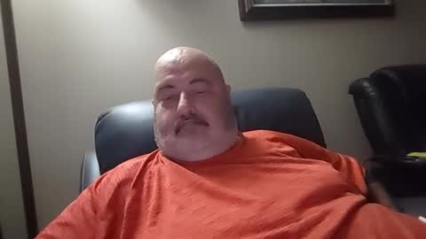 bigfuzzyteddybear online show from October 18, 2025, 4:26 am