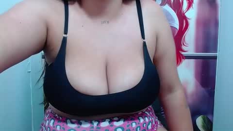 Snapshot of bigg_boobs_xxx chatting on March 1, 2025, 10:13 am Sunny online show from March 1, 2025, 10:13 am