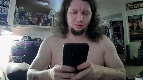 biggerisbetter21 online show from January 8, 2025, 6:52 pm